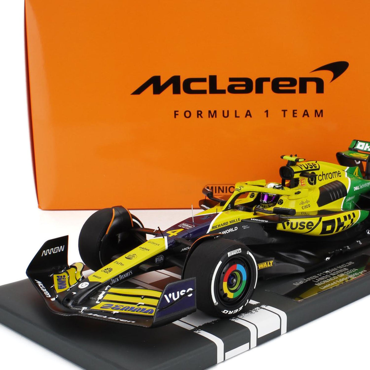 Minichamps 530784398 Model Vehicle McLaren Ford M26 Löwenbräu Tambay USA 1978 1:43 Scale Minichamps 530784398 Model Vehicle McLaren Ford M26 Löwenbräu Tambay USA 1978 1:43 Scale