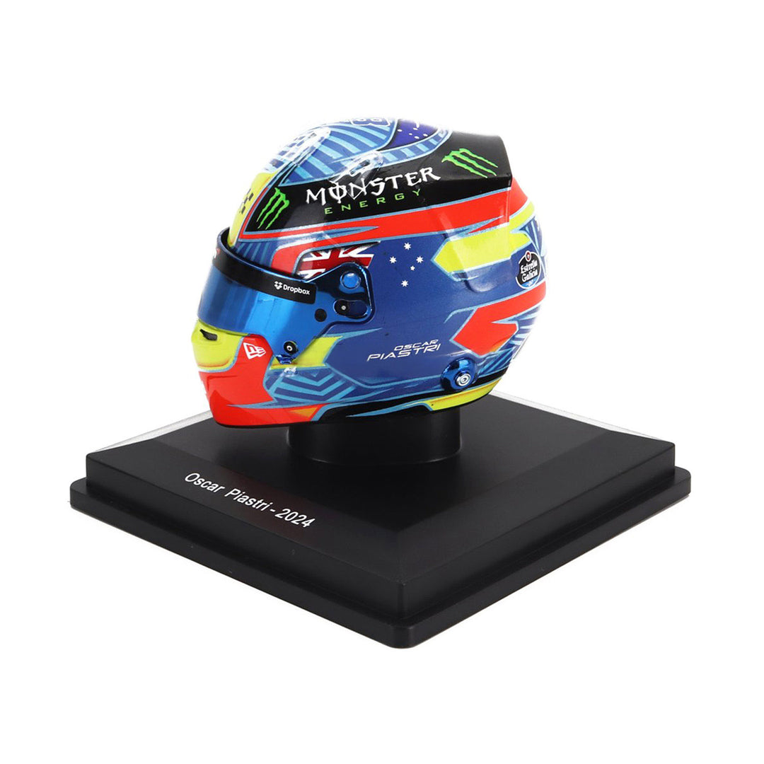 #81 Piastri 2024 1:5 Mini Helmet