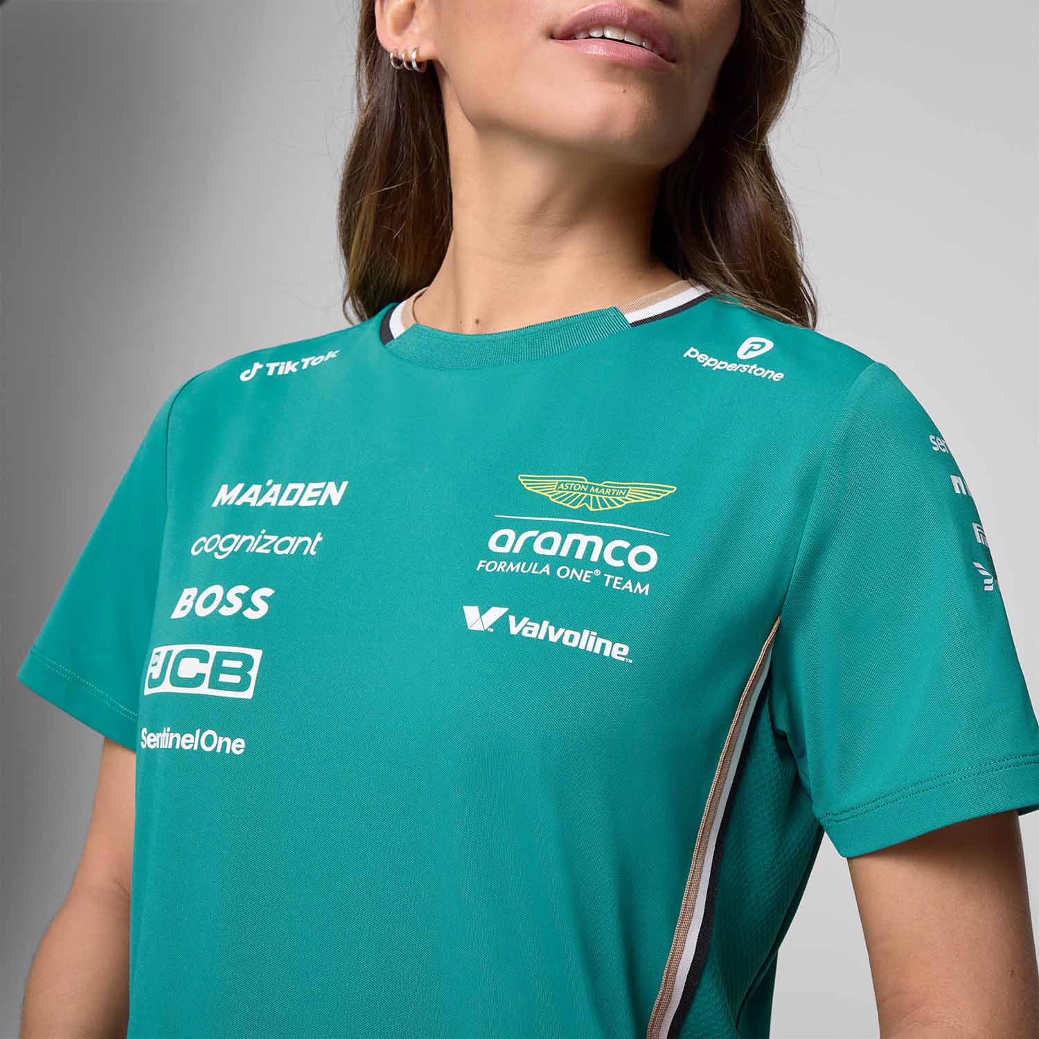 2025 Women Team T-Shirt - Aston Martin F1 - Fueler™ - 701233037001802 - fueler.store - T-Shirt