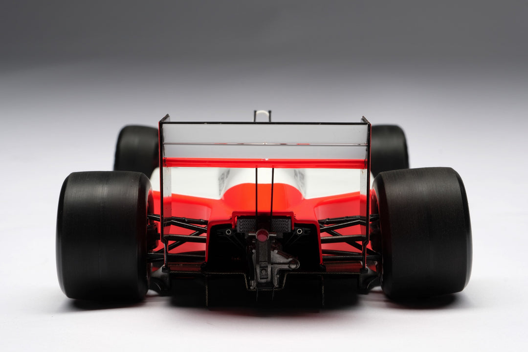 Ayrton Senna - Ayrton Senna MP4/4 McLaren 1:18 Amalgam Car Model - Car Model - Fueler™ 