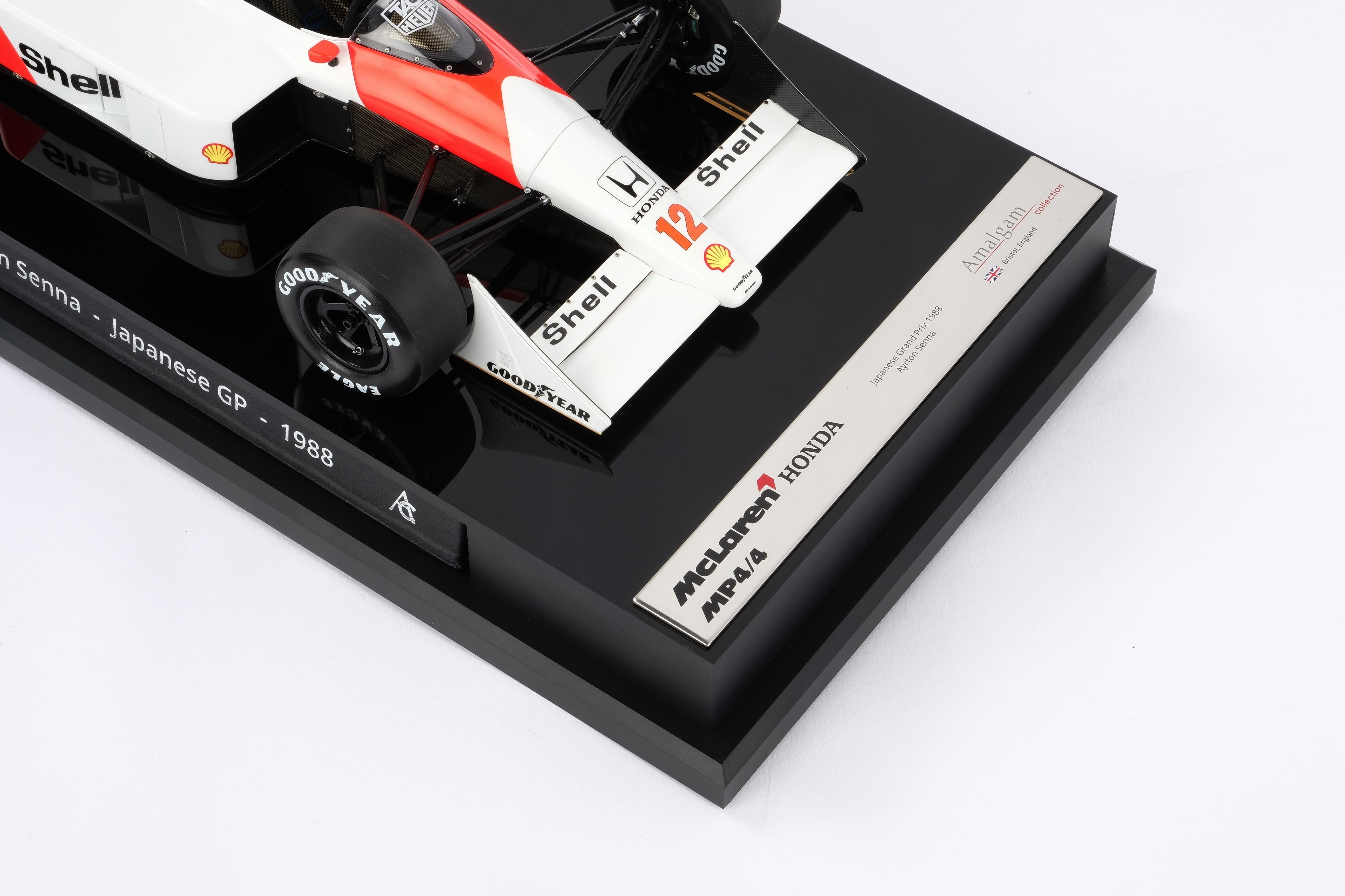 Ayrton Senna MP4/4 McLaren 1:18 Amalgam Car Model - Ayrton Senna - Fueler™ - M5990 - fueler.store - Car Model
