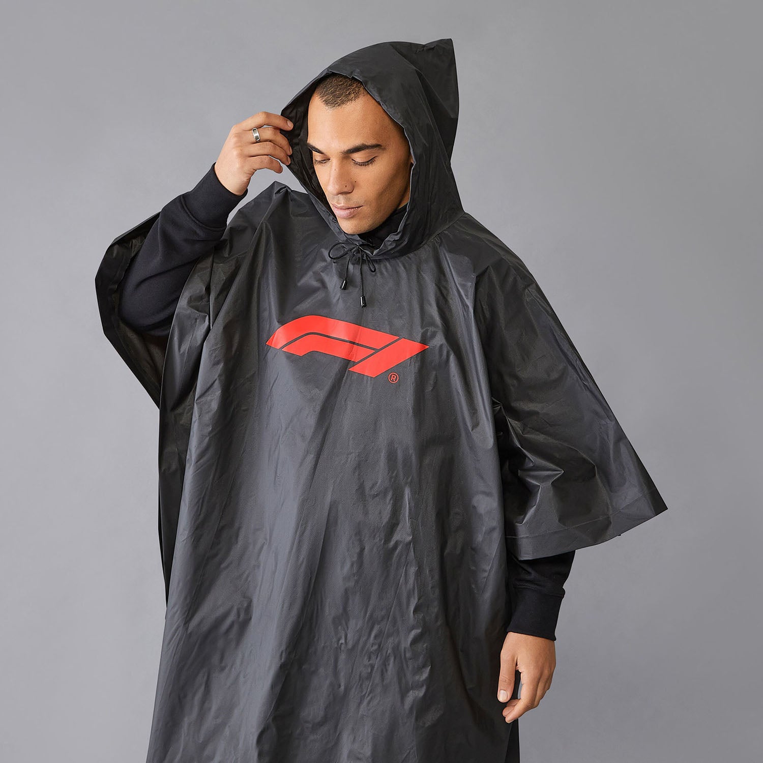 Logo Poncho - Formula 1 - Fueler™ - 701230763100000 - fueler.store - Accessories & Gifts