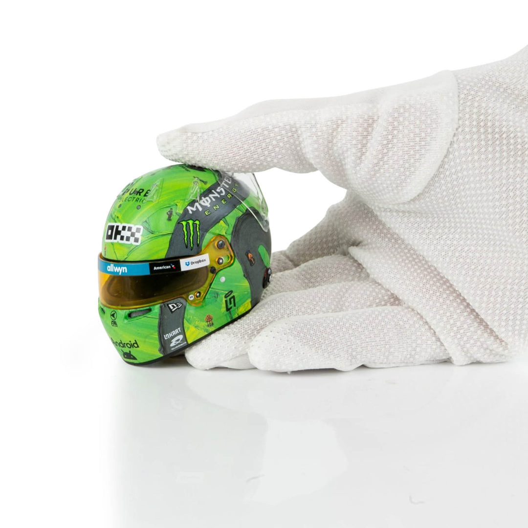 #4 Norris Las Vegas GP World Champion 2025 1:5 Mini Helmet