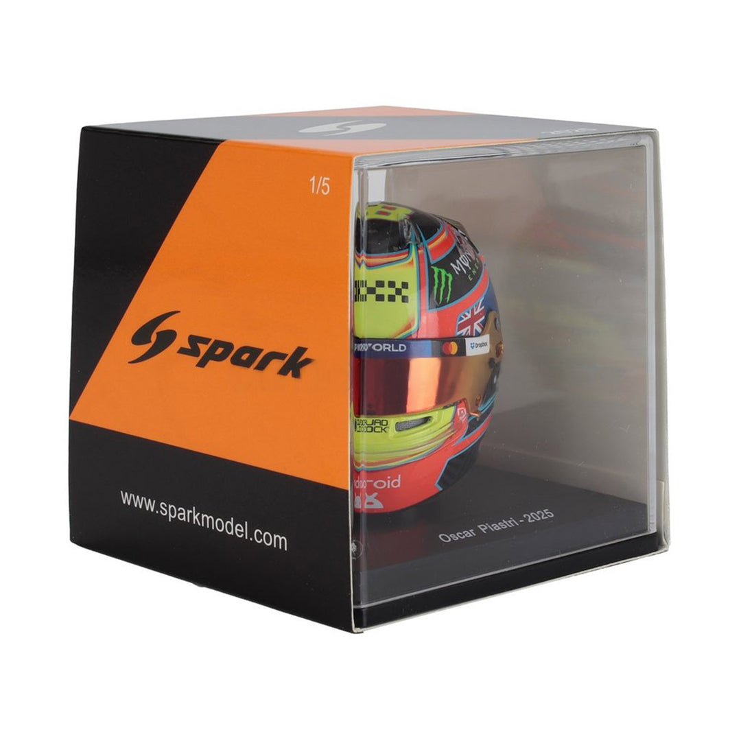 #81 Piastri 2025 Season 1:5 Mini Helmet
