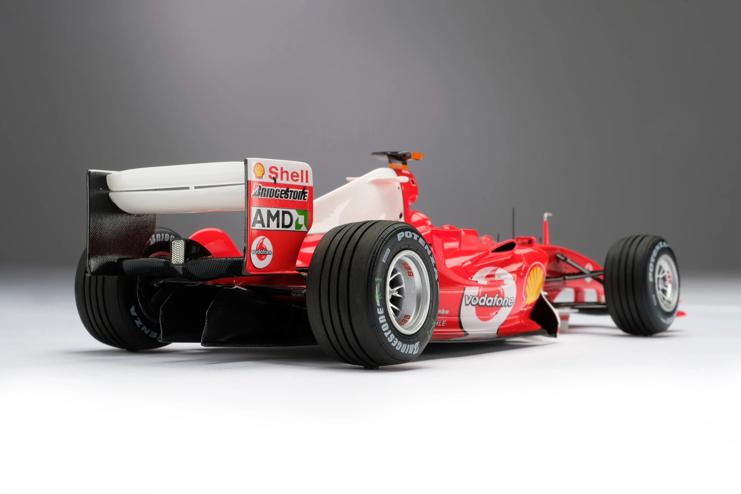 Schumacher F2004 1:18 Amalgam Car Model - Michael Schumacher - Fueler™ - M6050 - fueler.store - Car Model