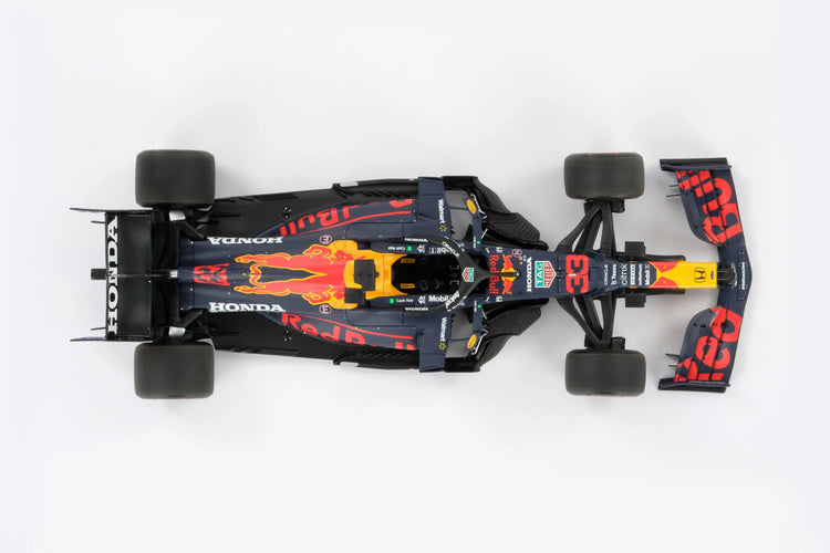 #1 Verstappen RB16B 2021 Abu Dhabi GP Winner 1:18 Amalgam Car Model - Red Bull Racing - Fueler™ - M6211-SC1 - fueler.store - Car Model
