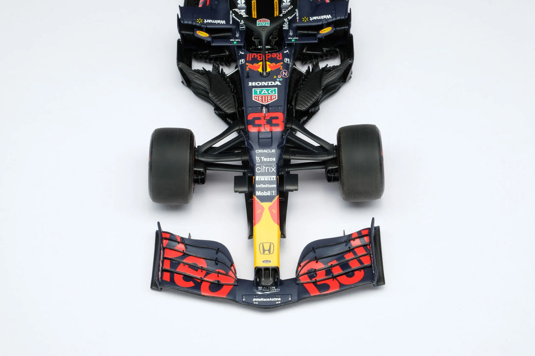 #1 Verstappen RB16B 2021 Abu Dhabi GP Winner 1:18 Amalgam Car Model - Red Bull Racing - Fueler™ - M6211-SC1 - fueler.store - Car Model