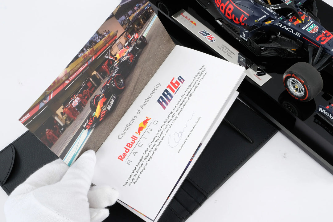 #1 Verstappen RB16B 2021 Abu Dhabi GP Winner 1:18 Amalgam Car Model - Red Bull Racing - Fueler™ - M6211-SC1 - fueler.store - Car Model