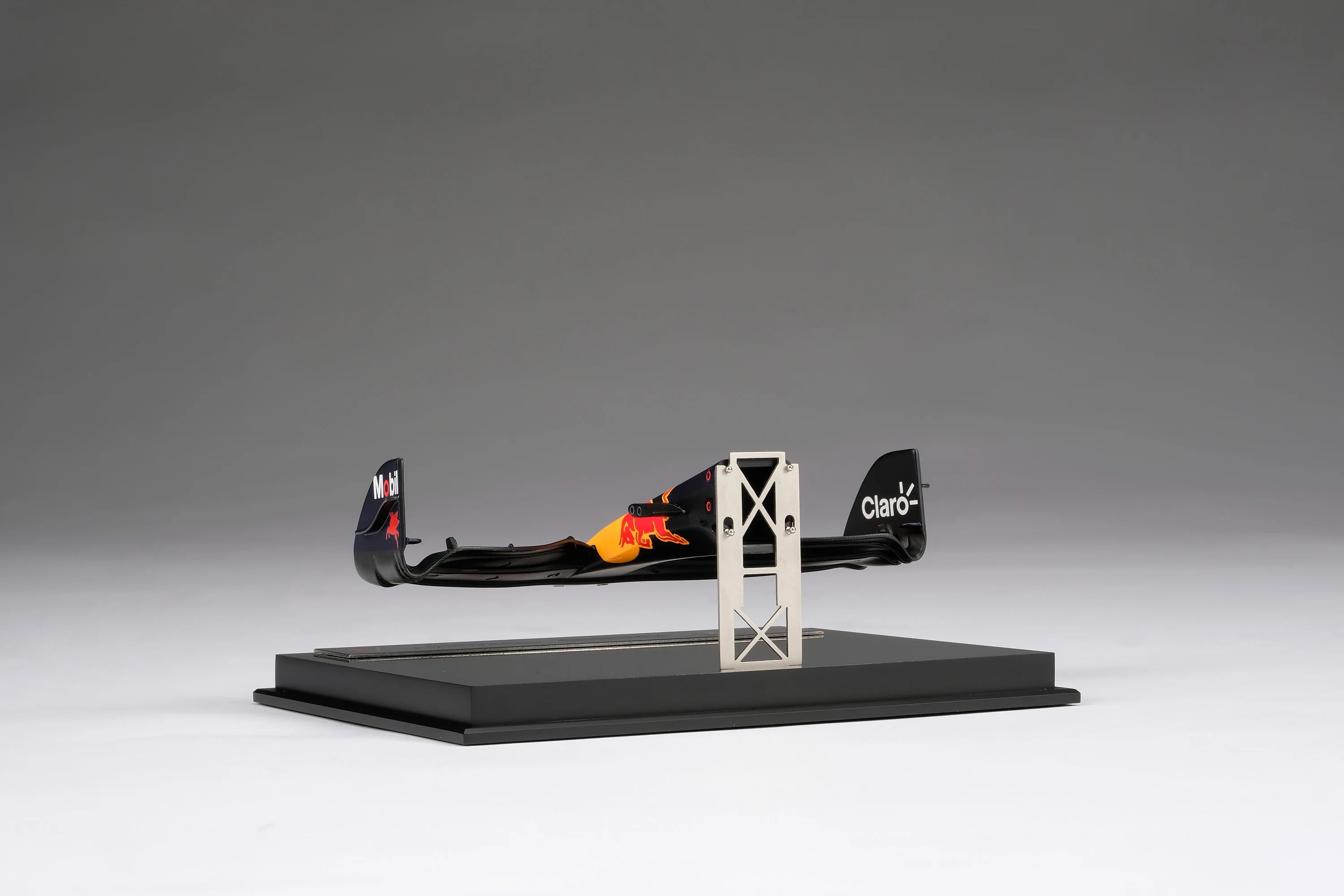 RB19 Front Wing 2023 Season Amalgam 1:12 Nosecone - Red Bull Racing - Fueler™ - M6267 - fueler.store - Car Model