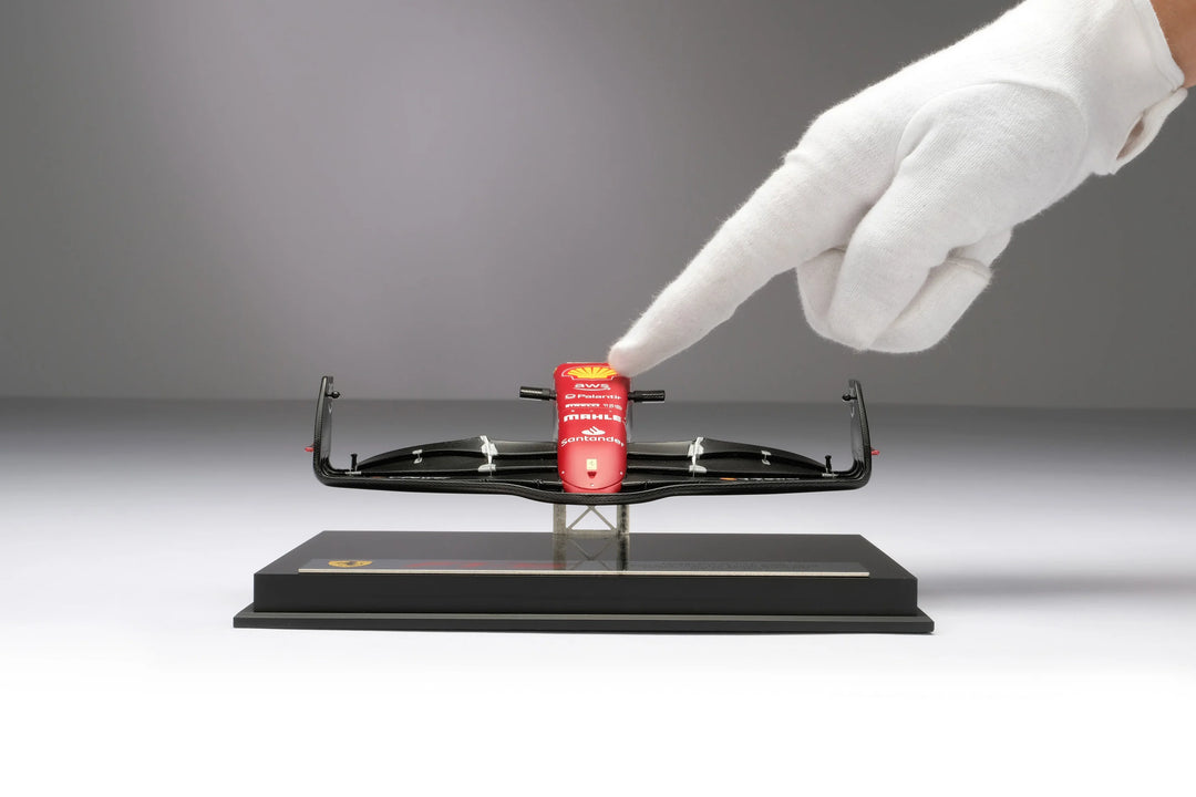 Scuderia Ferrari - F1-75 Front Wing 2022 Bahrain Grand Prix Amalgam 1:12 Nosecone - Car Model - Fueler™ 