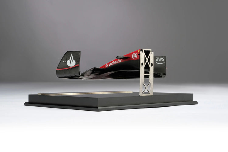 Scuderia Ferrari - F1-75 Front Wing 2022 Bahrain Grand Prix Amalgam 1:12 Nosecone - Car Model - Fueler™ 