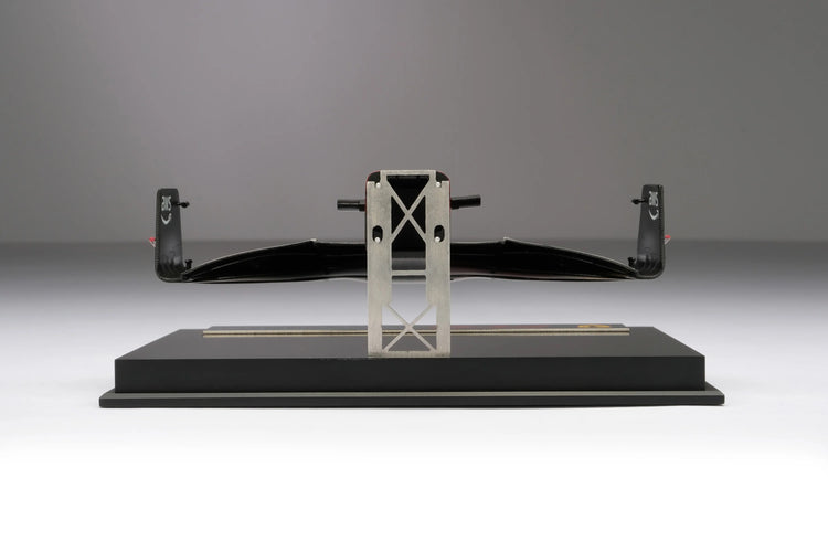 Scuderia Ferrari - F1-75 Front Wing 2022 Bahrain Grand Prix Amalgam 1:12 Nosecone - Car Model - Fueler™ 