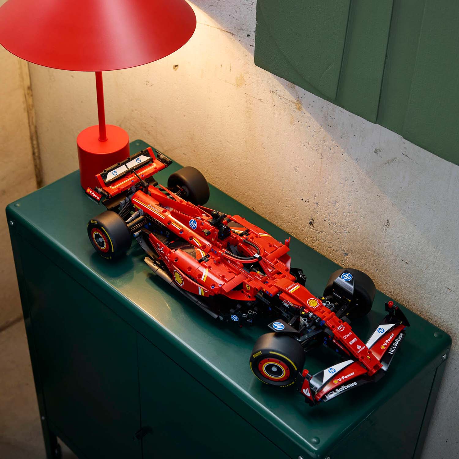 Ferrari F1 SF24 1:18 Technic Lego Car Model – Fueler